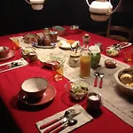 Alojamento de Acomodação e Pequeno-almoço Moulin De -montmirail -sarthe 4*