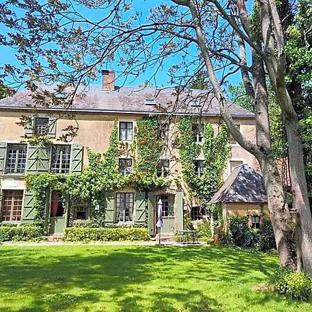 לינה וארוחת בוקר Moulin De -montmirail -sarthe 4*